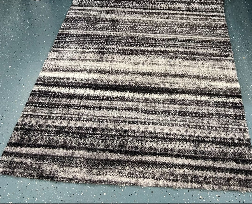 Kuramatto Oriental Carpet