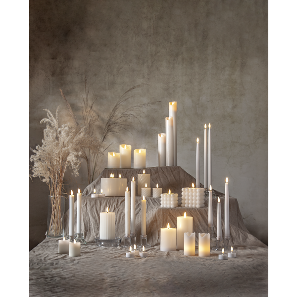 Flamme Stripe LED-pöytäkynttilä 15 cm valkoinen