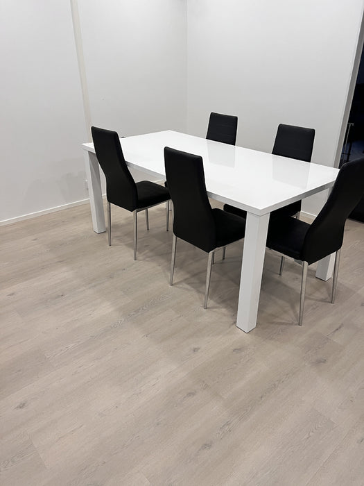 Vinyylilankku SPC+EVA Järnvik Trendic OAK 5619   (2,79m2/pkt) 31,90€/m2